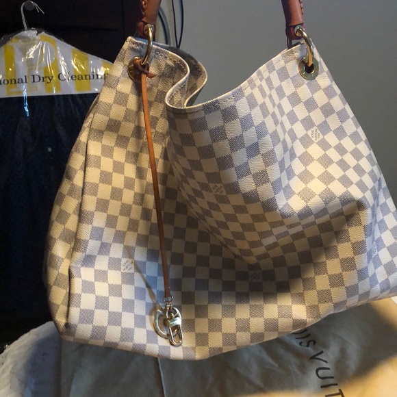 Bag - Picture 3 of 3